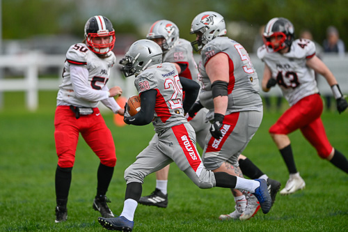 American Football
 Hero