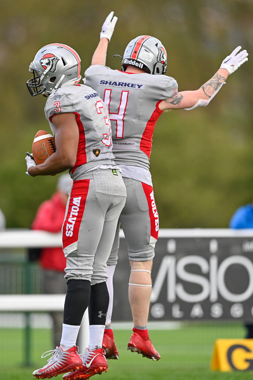 American Football
 Hero